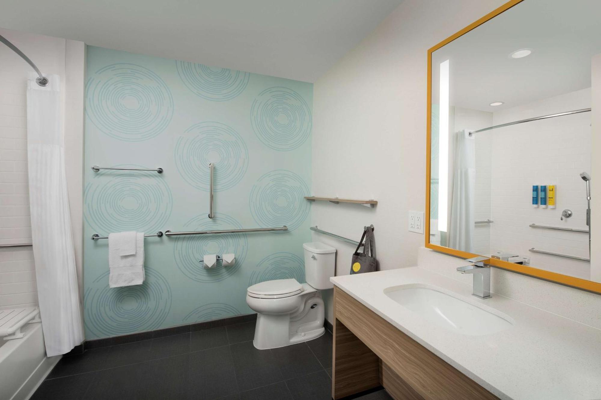 Tru By Hilton Miami West Brickell Hotell Exteriör bild