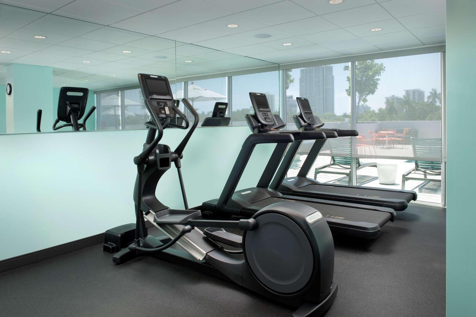 Tru By Hilton Miami West Brickell Hotell Exteriör bild